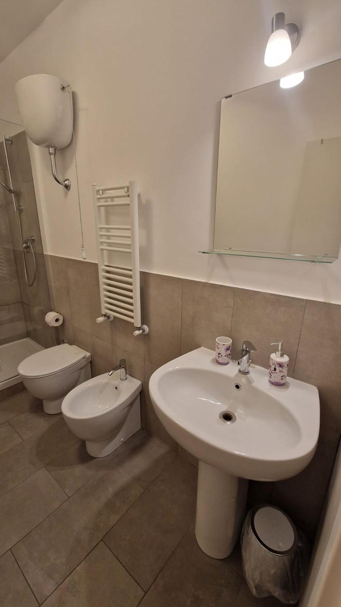 4Rooms In Рим Экстерьер фото